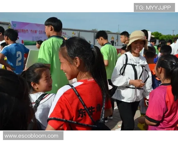 西安足球队的成长历程与奋斗精神全景纪实